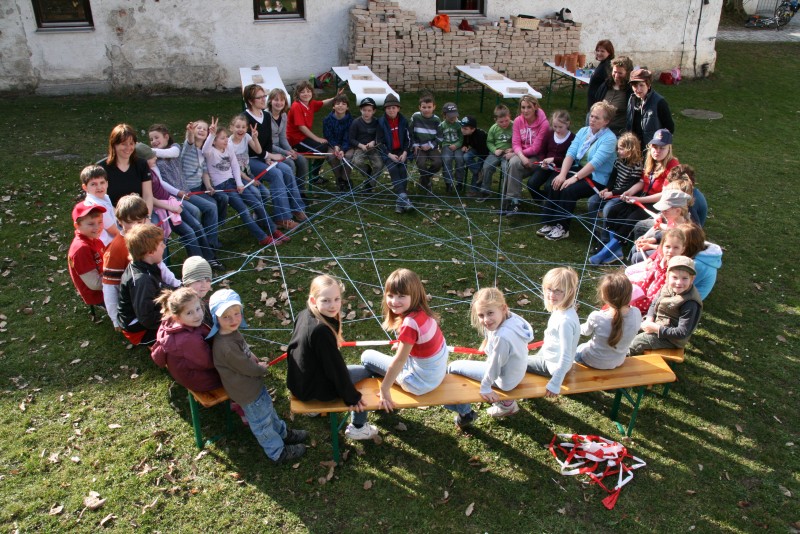 Gruppenspiele zum kennenlernen für kinder